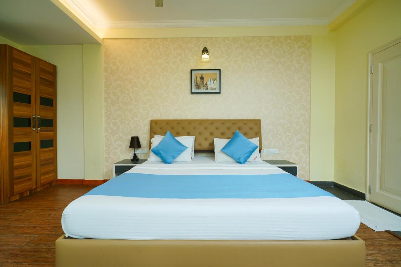 Oyo 1684 Hotel Malabar Inn Kozhikode Exterior photo